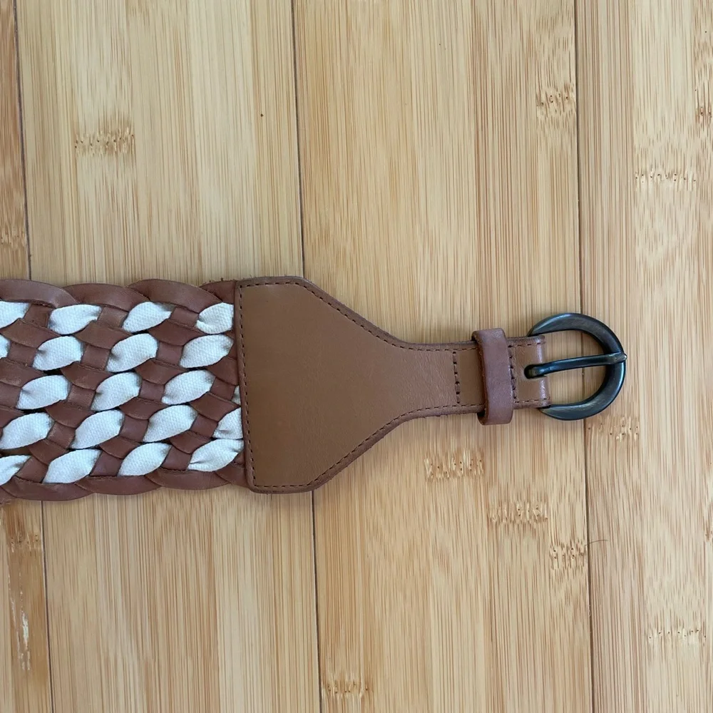 Hollister Extra Wide Woven Belt Size Medium